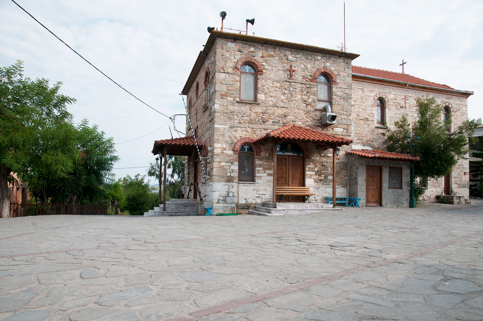 agios-nikolaos-church